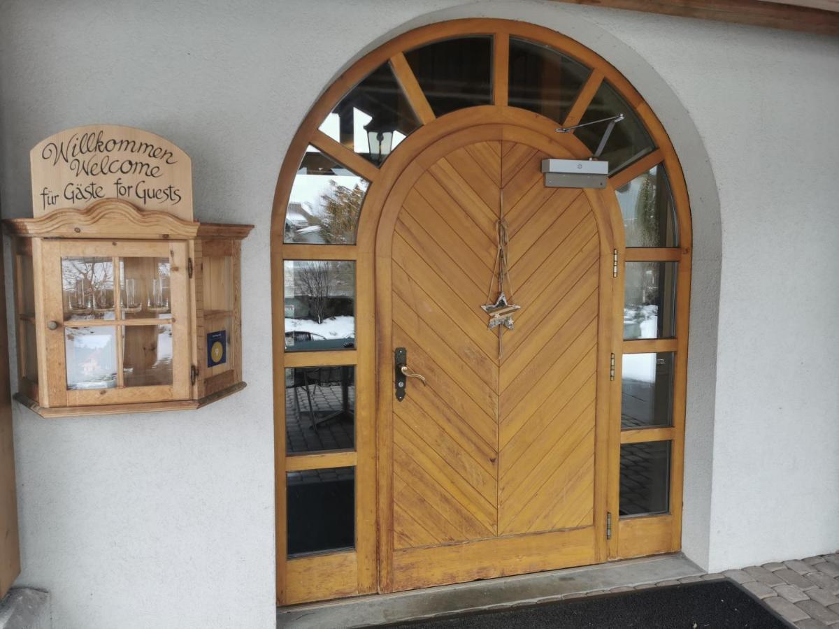 Gemeinschaftshaus Im Oberdorf Lutzelfluh Exterior photo